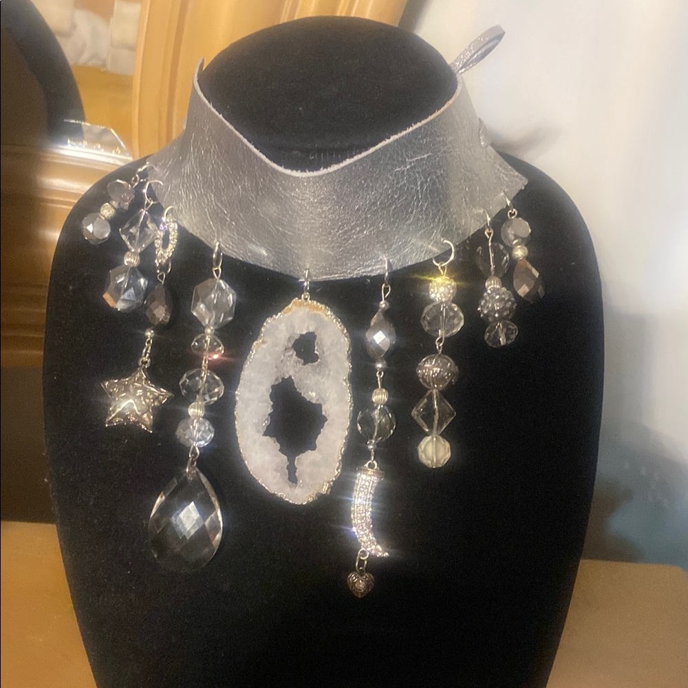 Elegant Silver and Crystal Choker Necklace